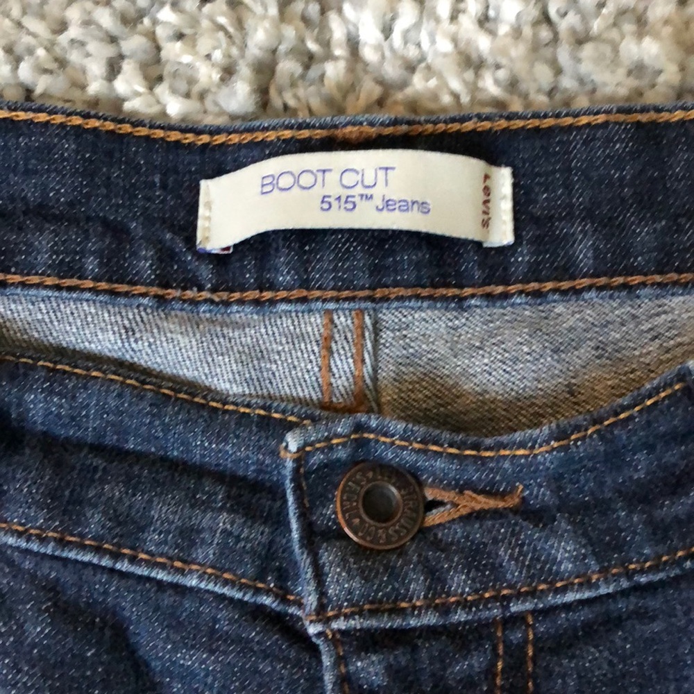 Levi’s Bootcut Jeans - Picture 3 of 6